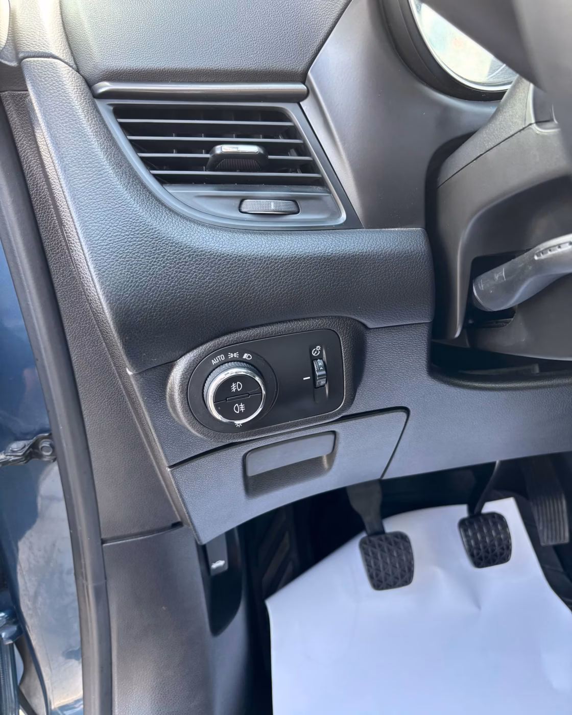 Opel Zafira фото 16