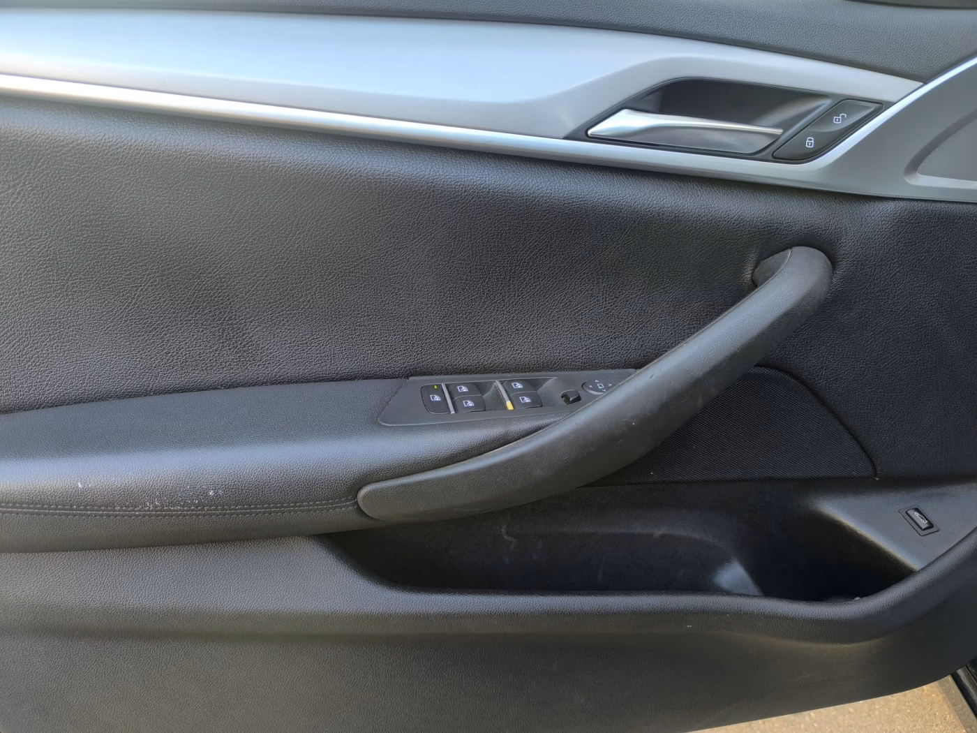 BMW 5 серия фото 7