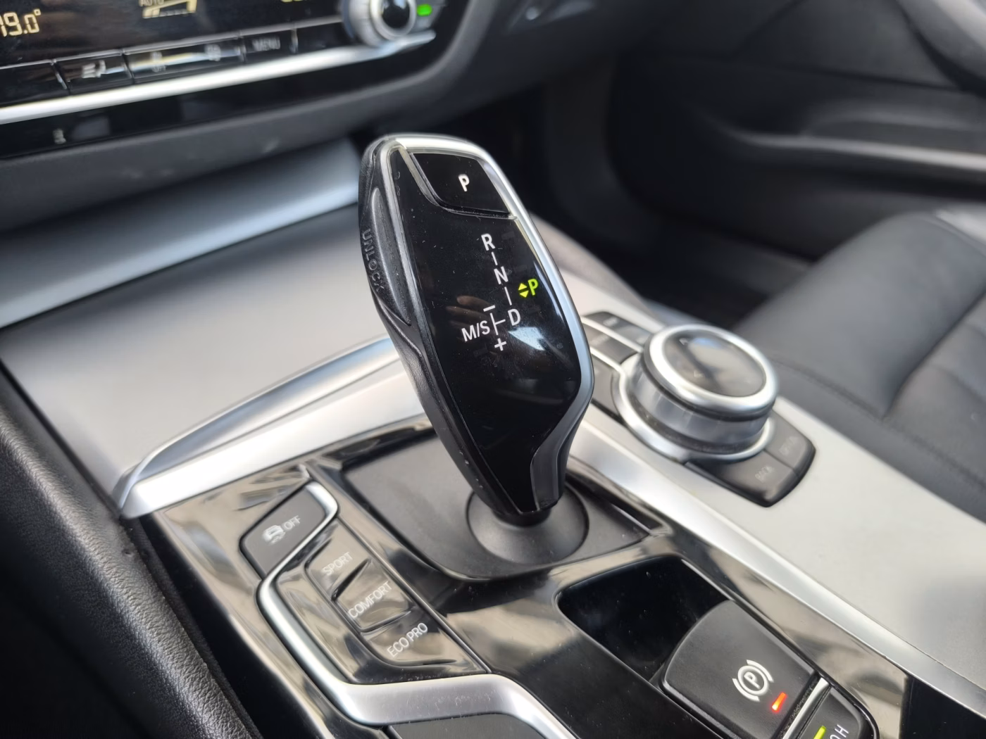 BMW 5 серия фото 15