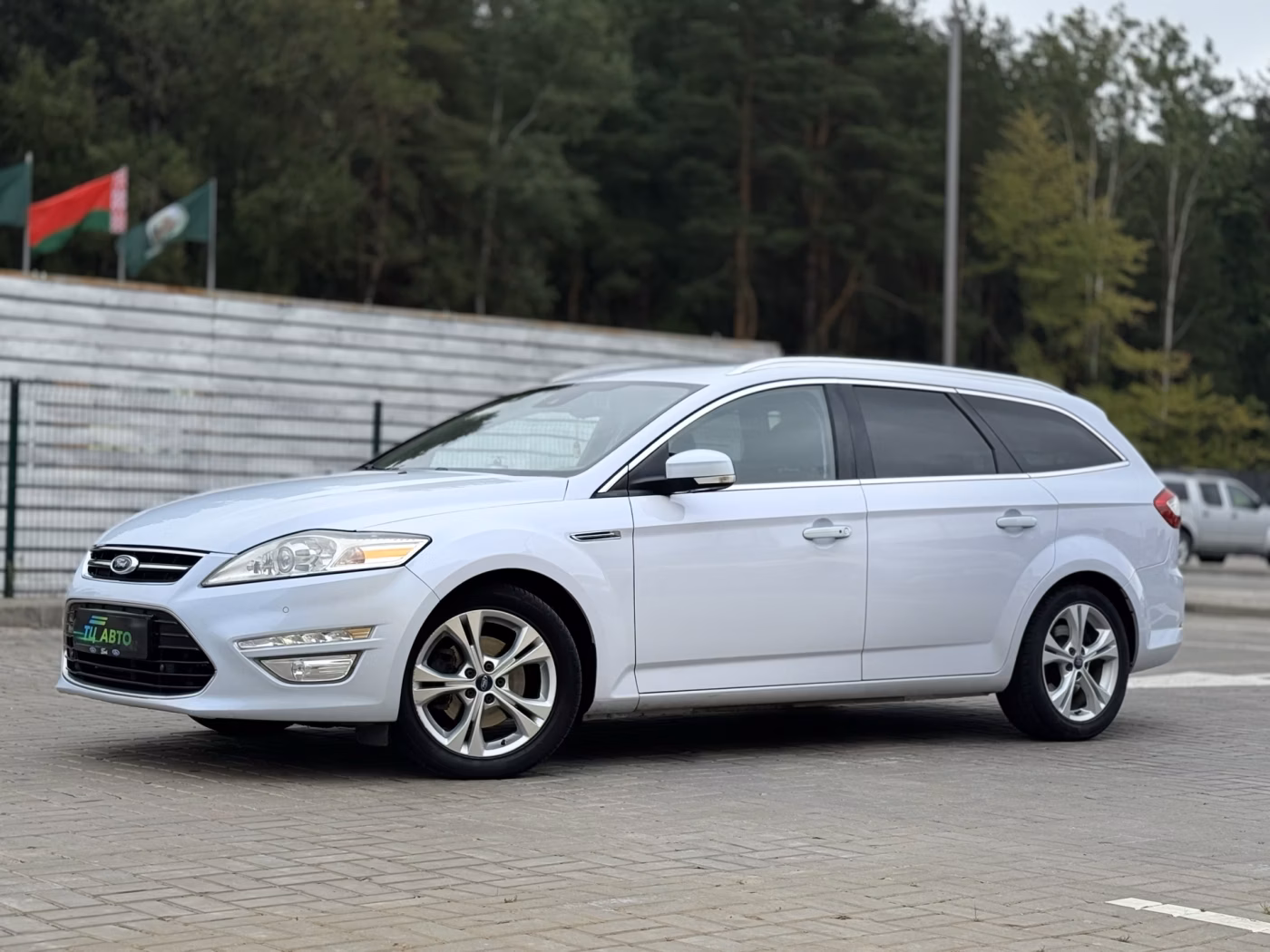 Ford Mondeo фото 7