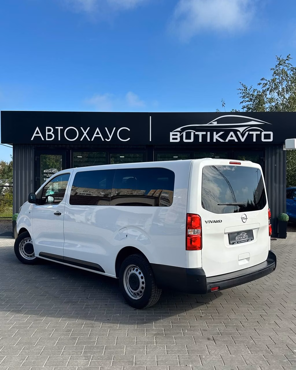 Opel Vivaro фото 5