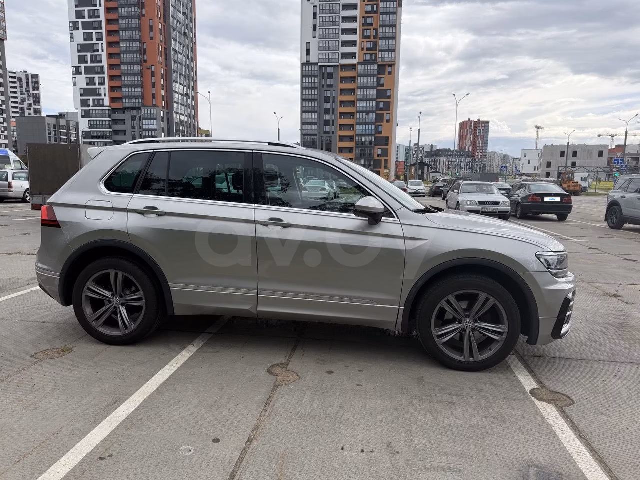 Volkswagen Tiguan фото 3
