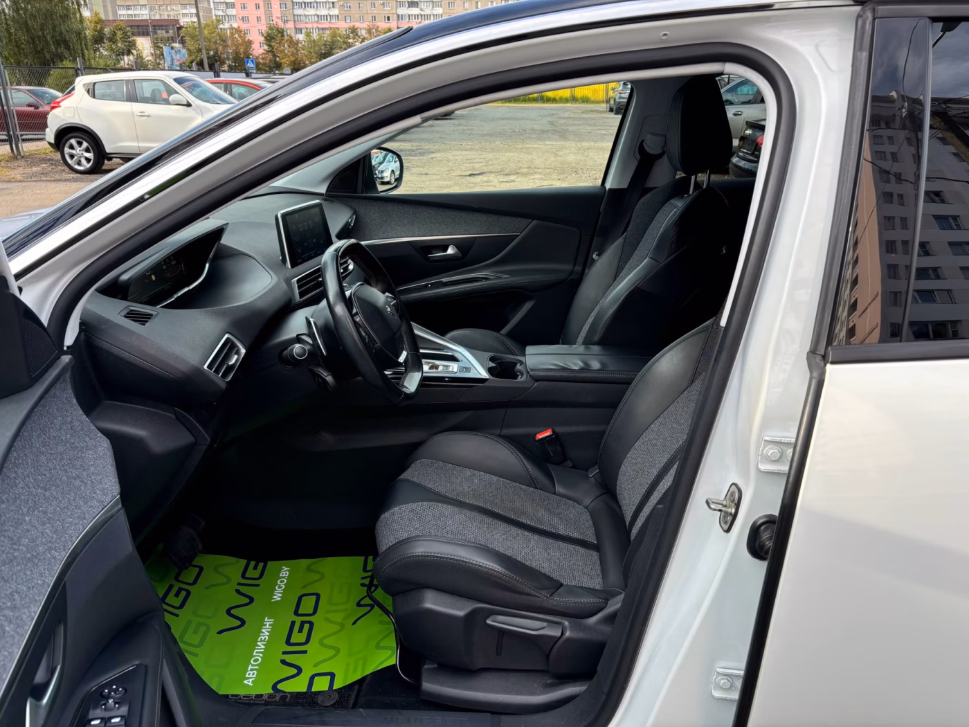 Peugeot 3008 фото 9