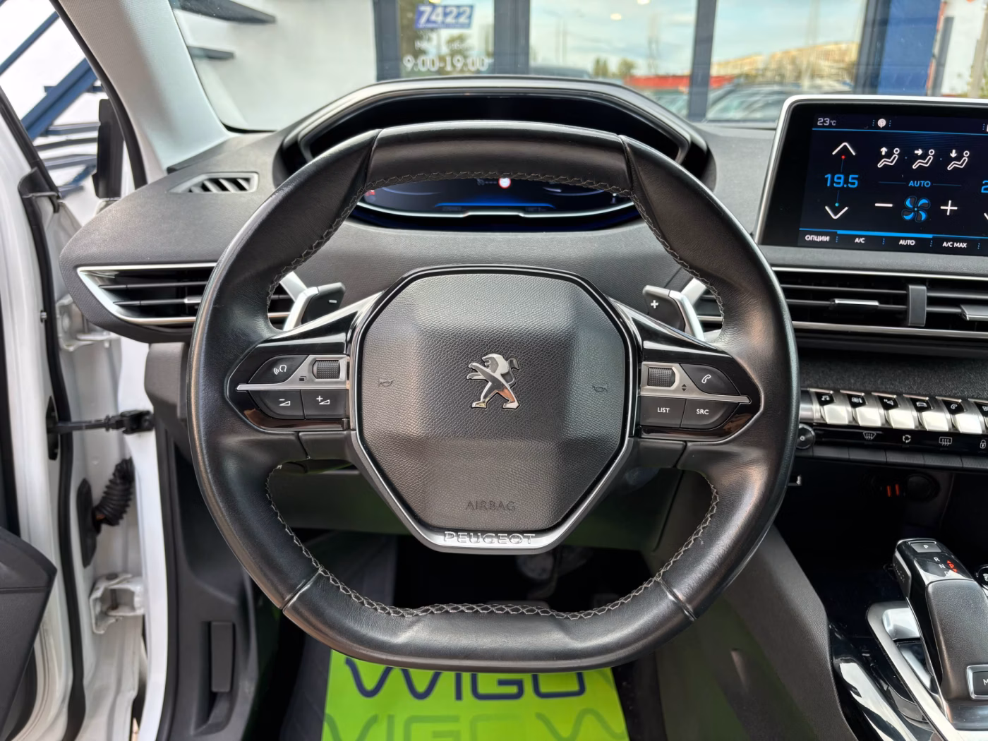 Peugeot 3008 фото 10