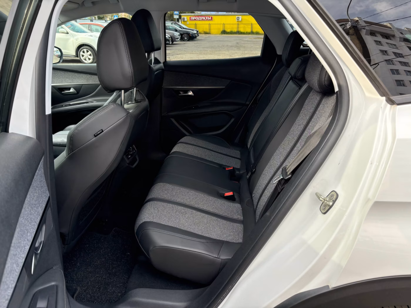Peugeot 3008 фото 16