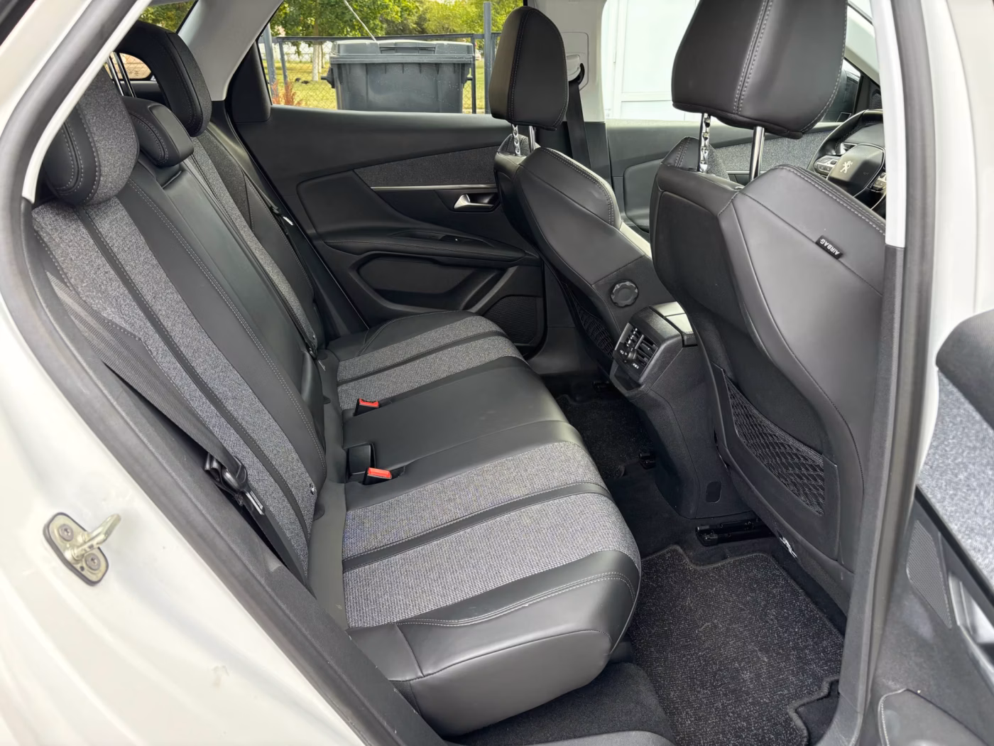 Peugeot 3008 фото 18