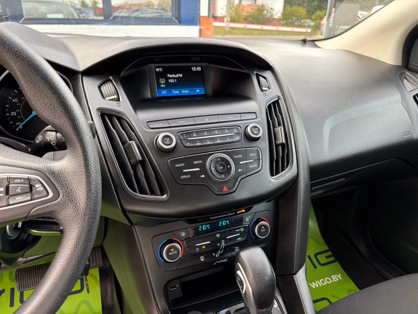 Ford Focus фото 12