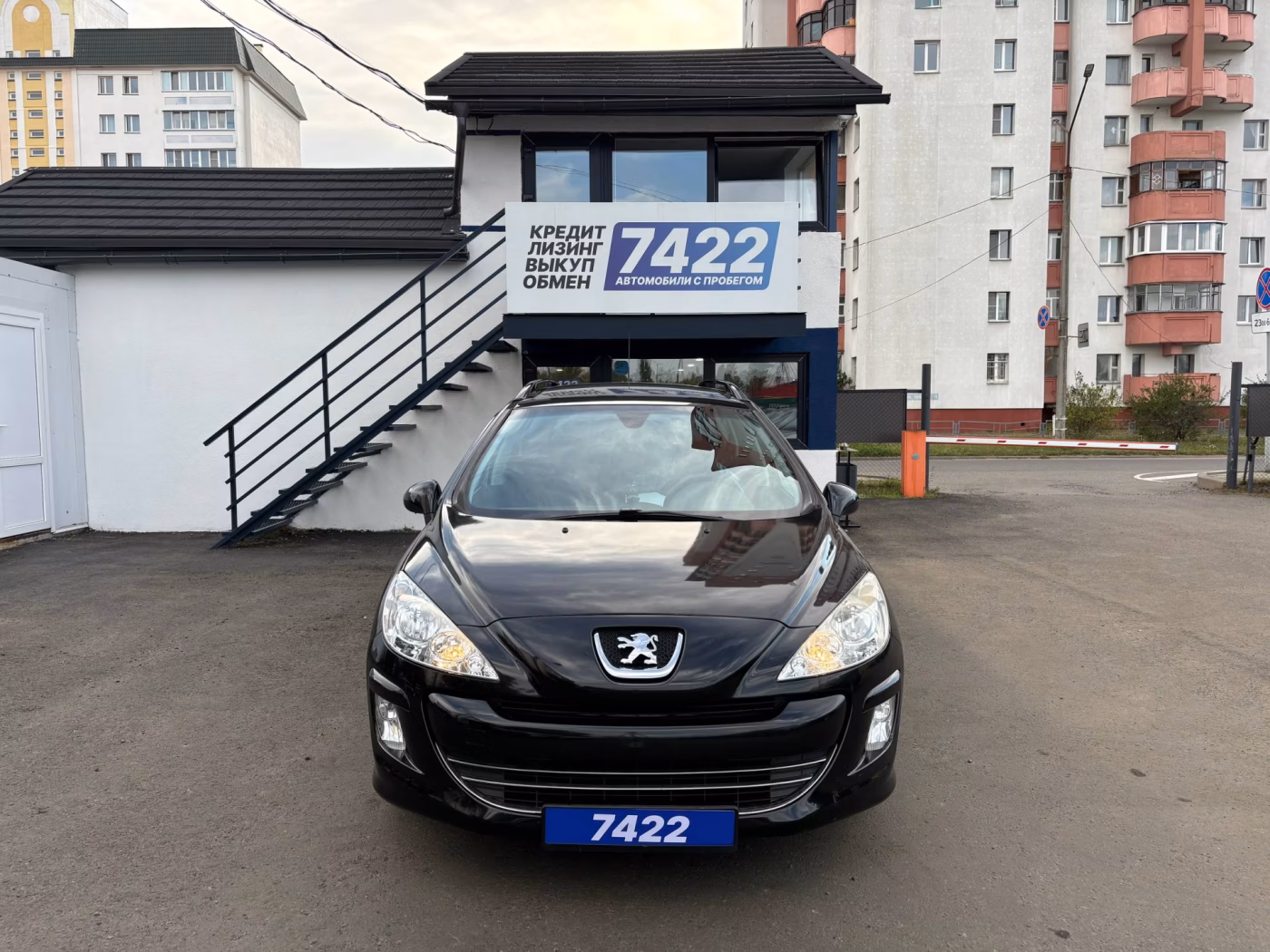 Peugeot 308 фото 2