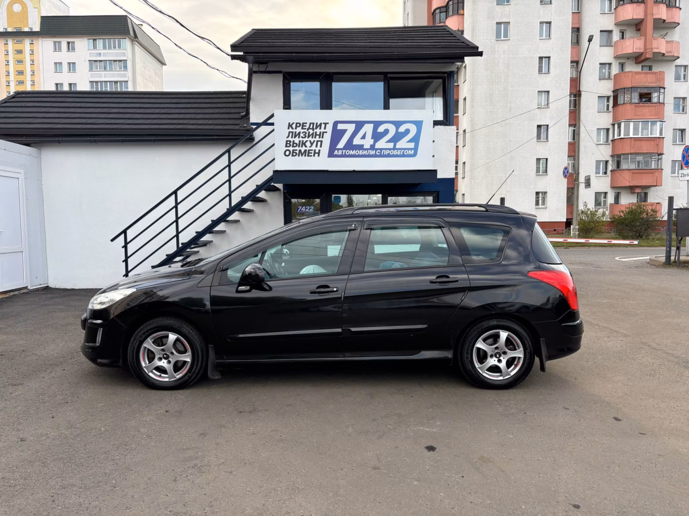 Peugeot 308 фото 8