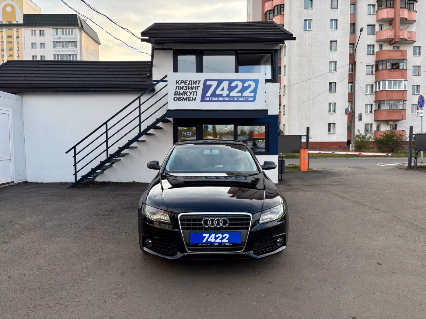 Audi A4 фото 2