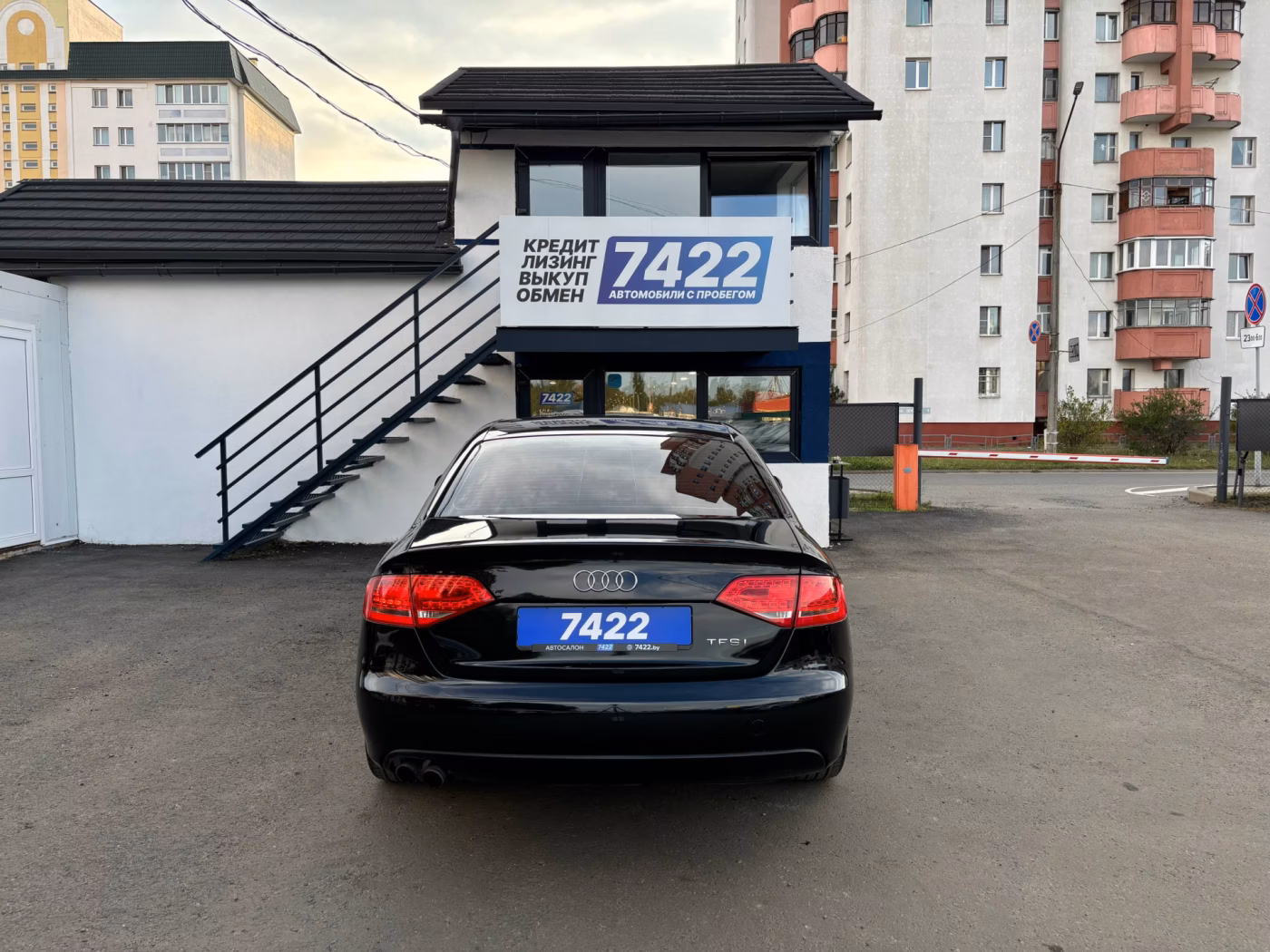 Audi A4 фото 6