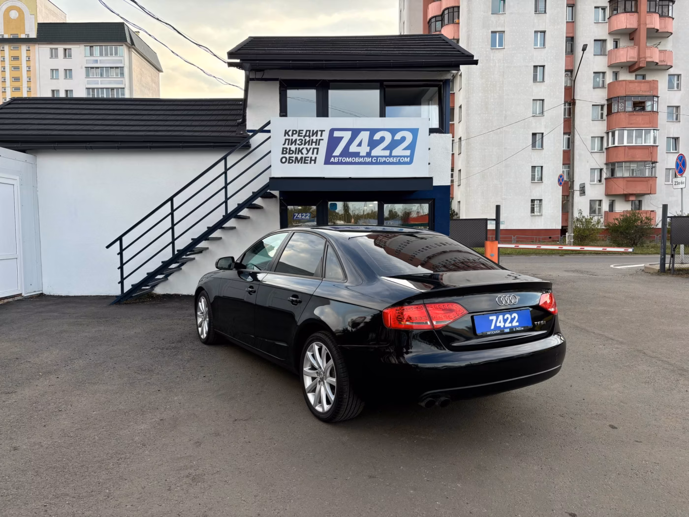 Audi A4 фото 7
