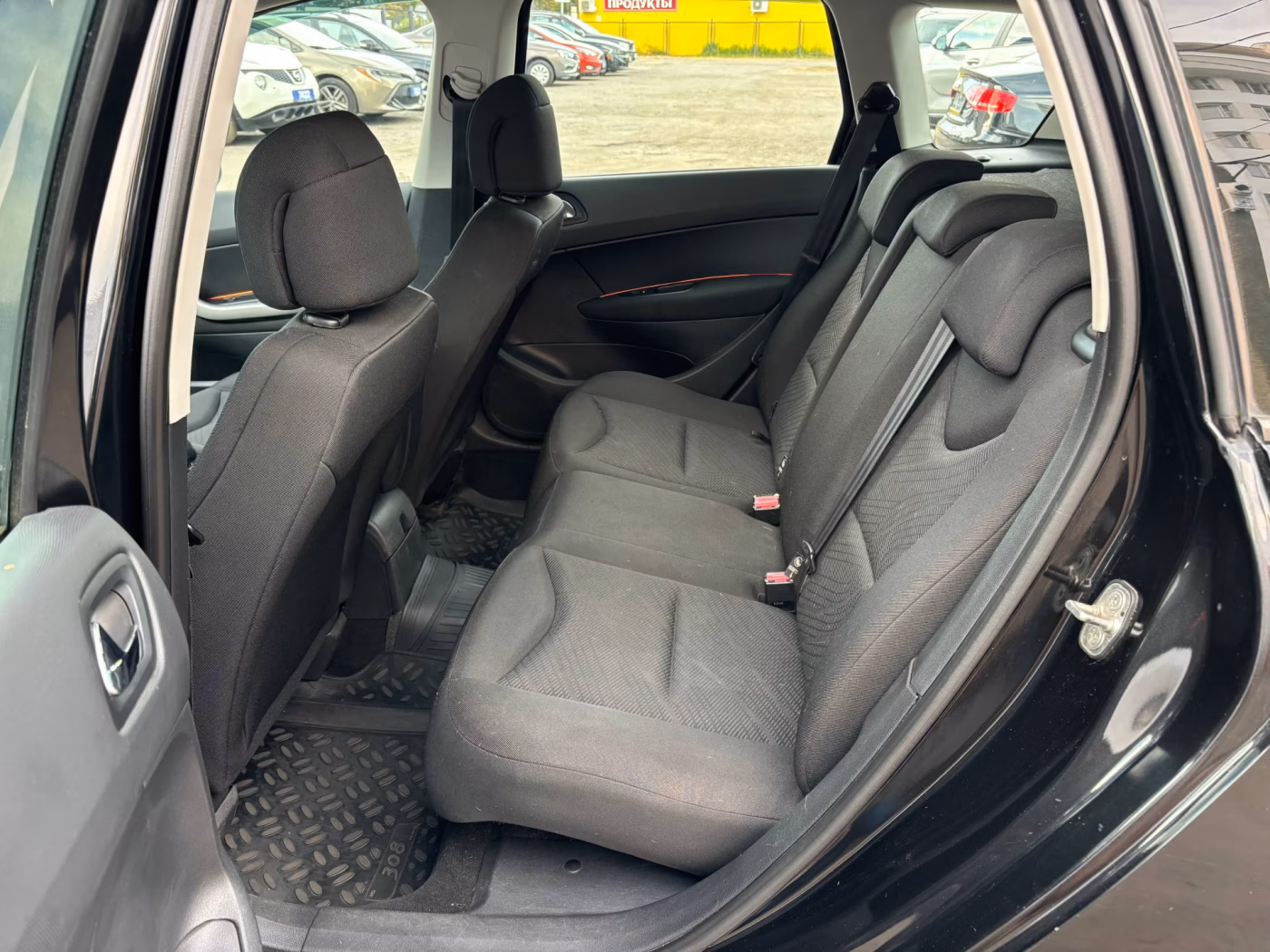 Peugeot 308 фото 16