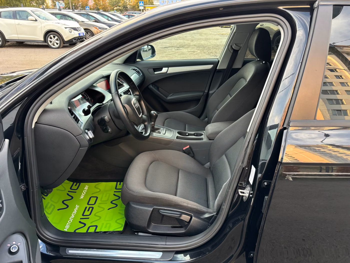 Audi A4 фото 9