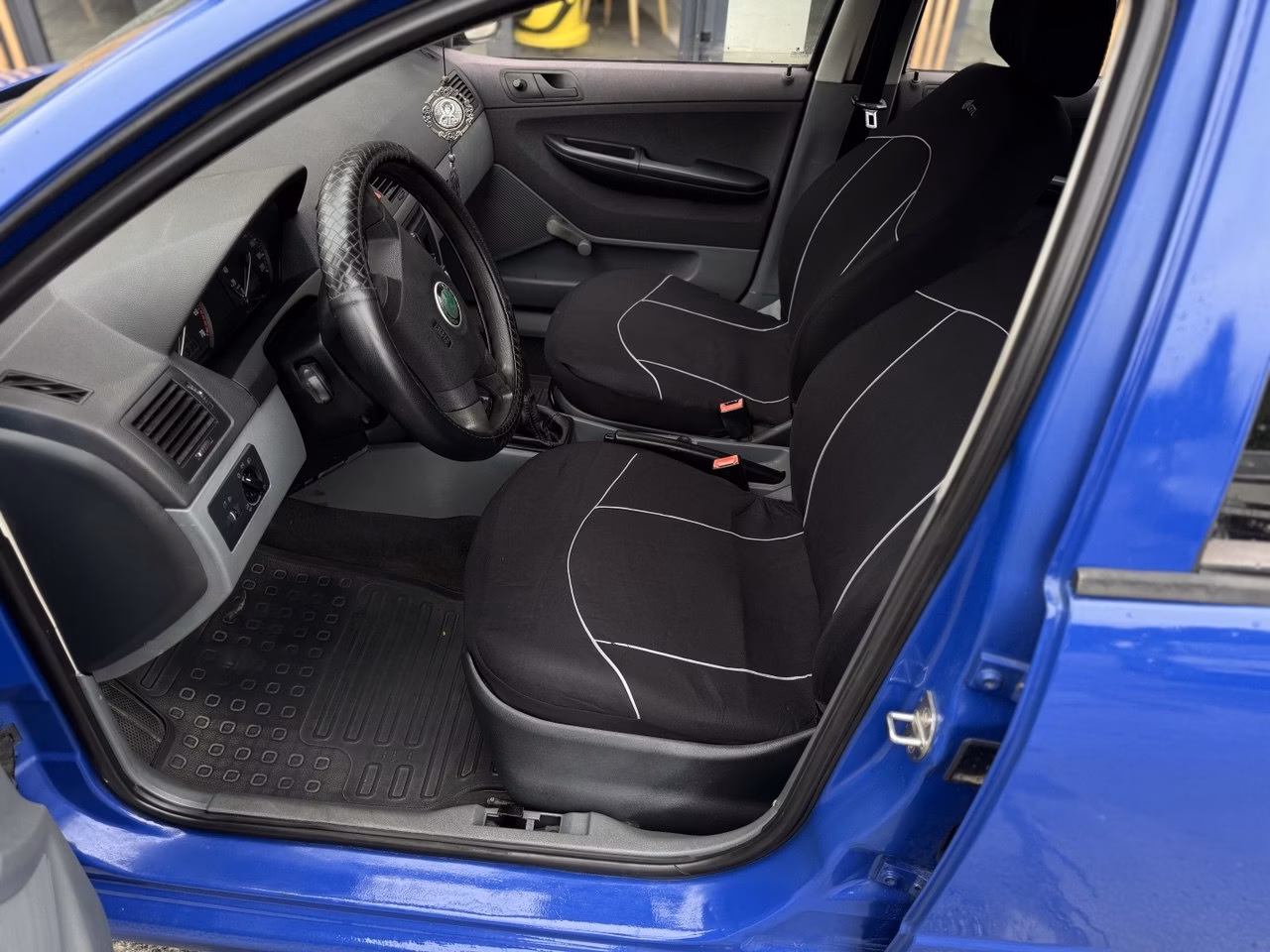 Skoda Fabia фото 7