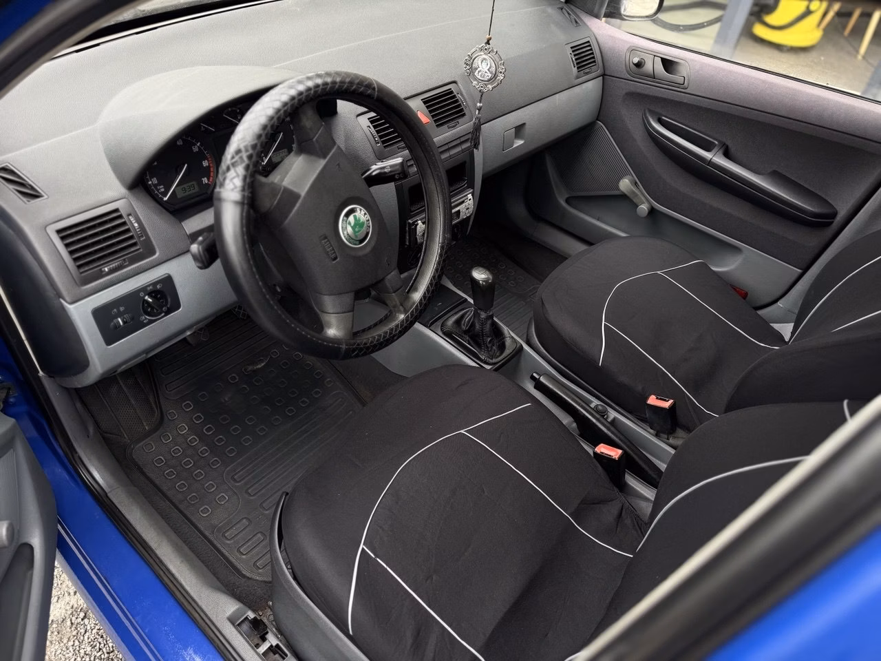 Skoda Fabia фото 6