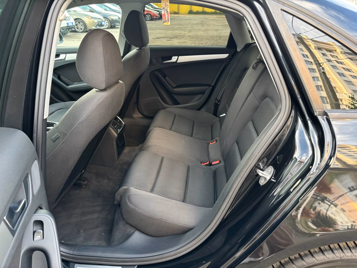 Audi A4 фото 16