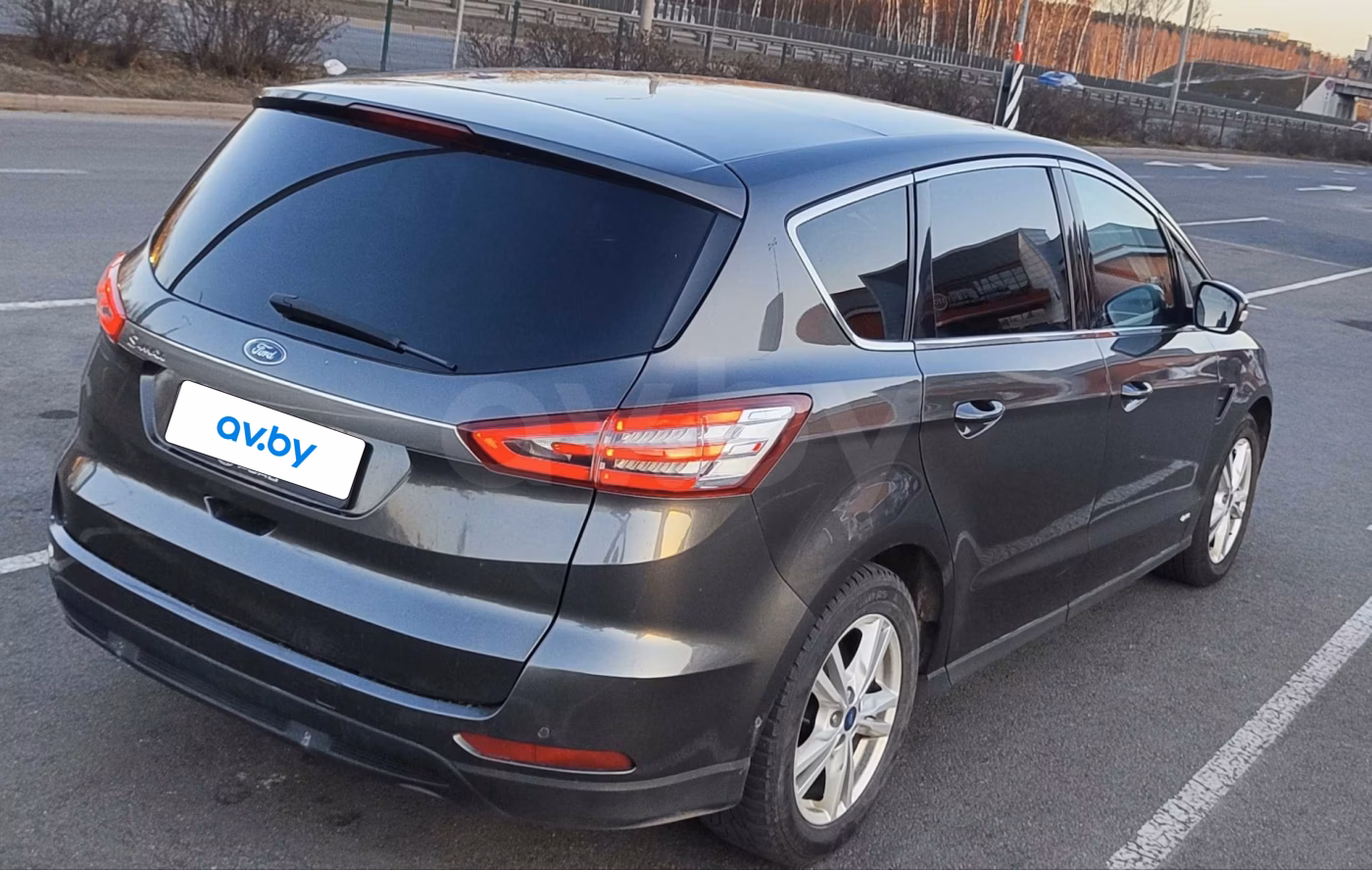 Ford S-MAX фото 3