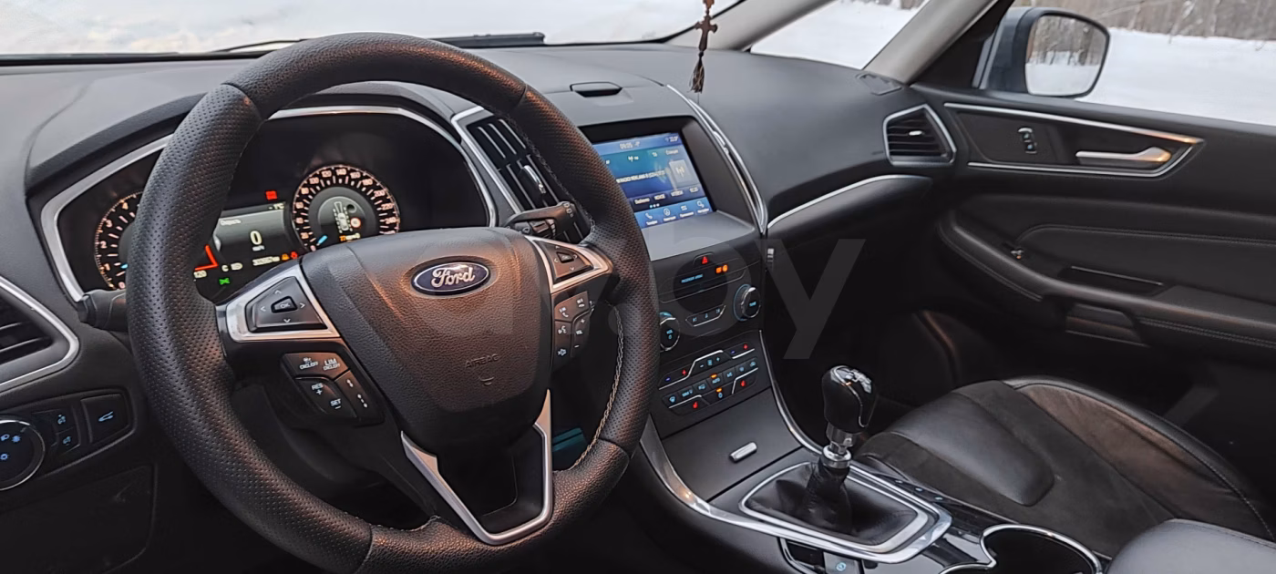 Ford S-MAX фото 5
