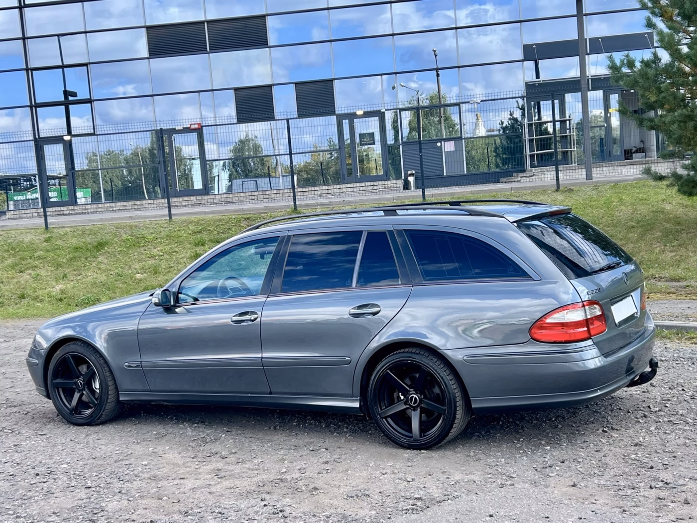 Mercedes-Benz E-Класс фото 7