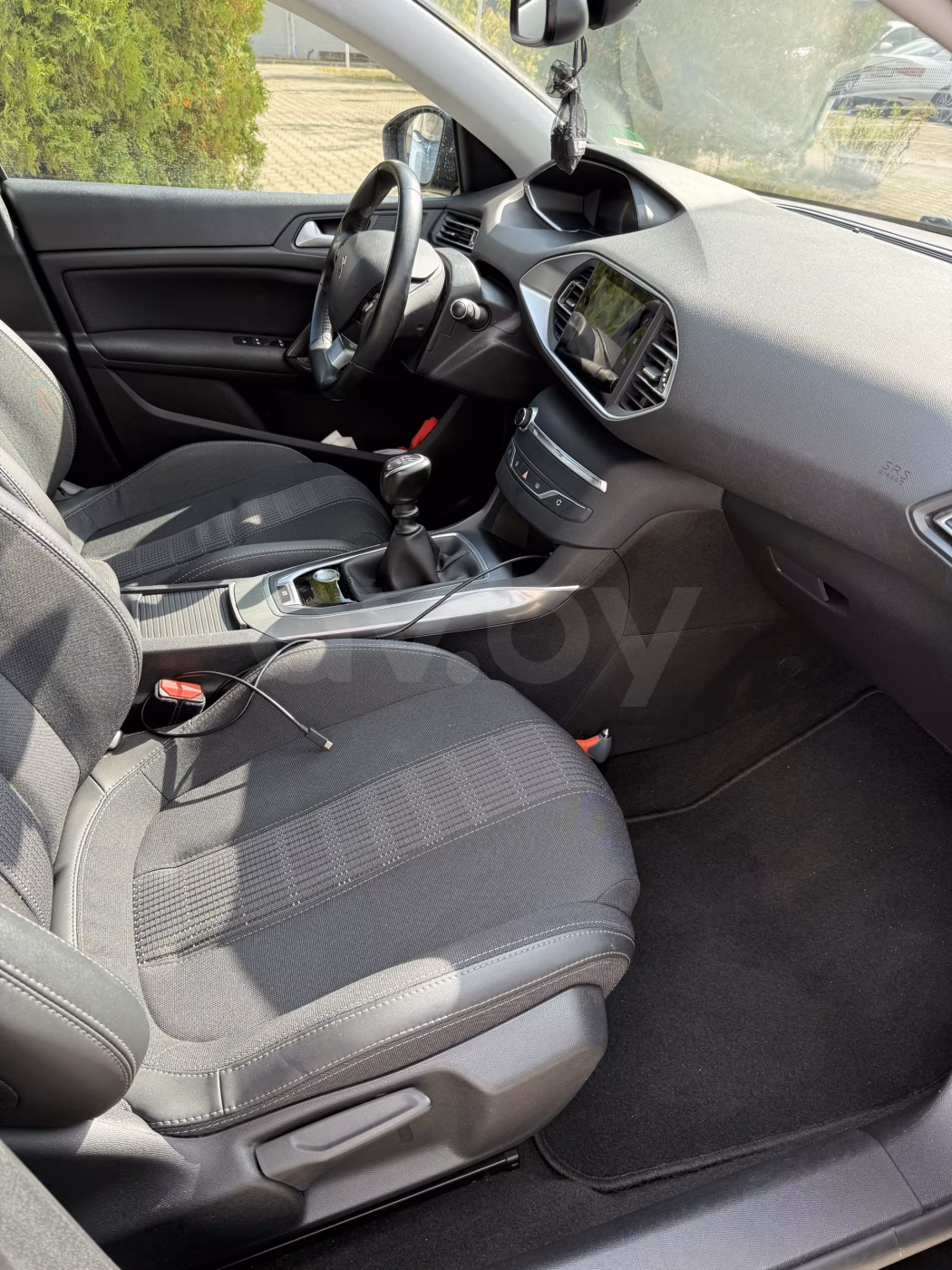 Peugeot 308 фото 7