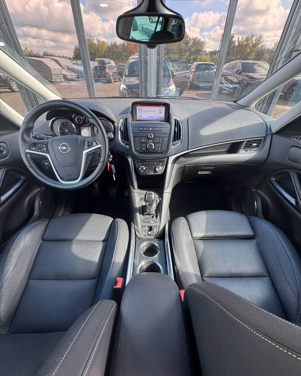 Opel Zafira фото 7