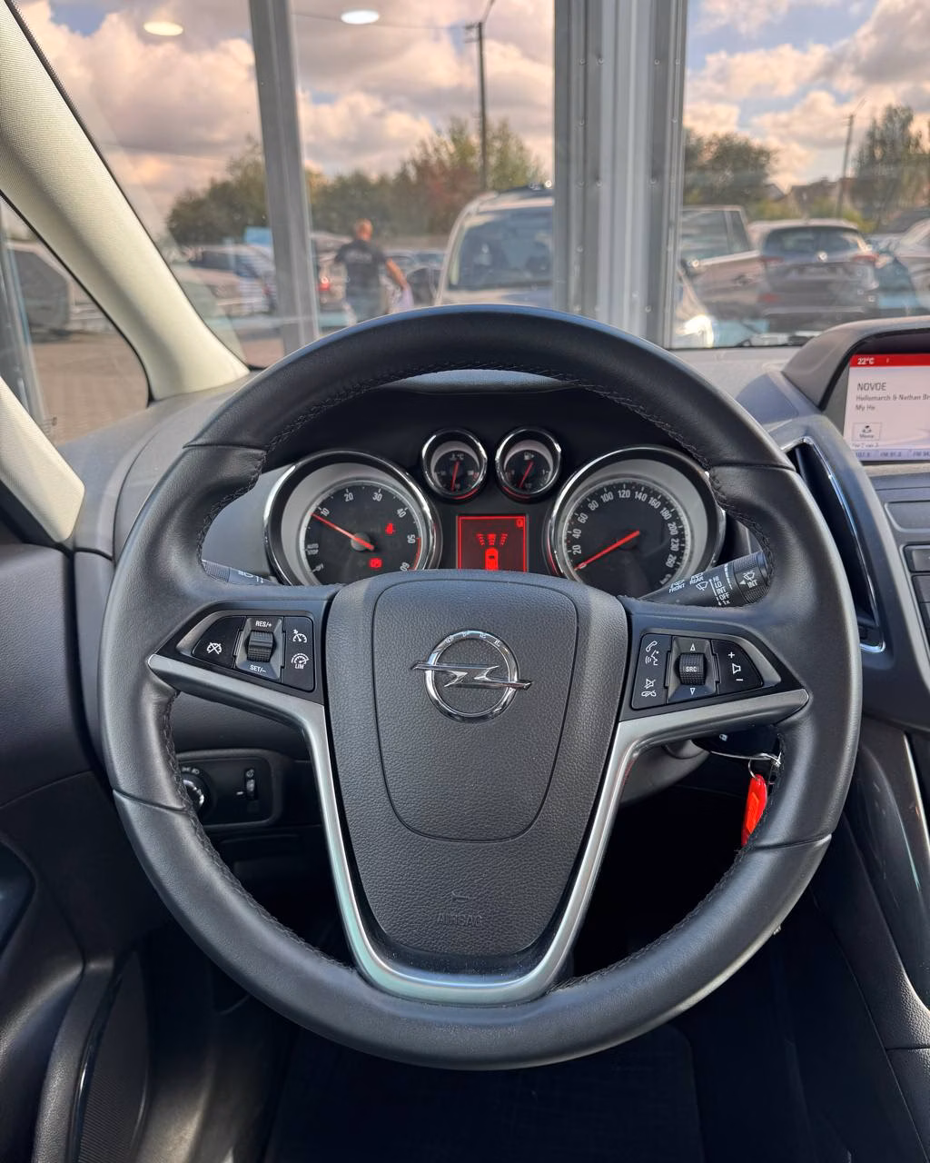Opel Zafira фото 18
