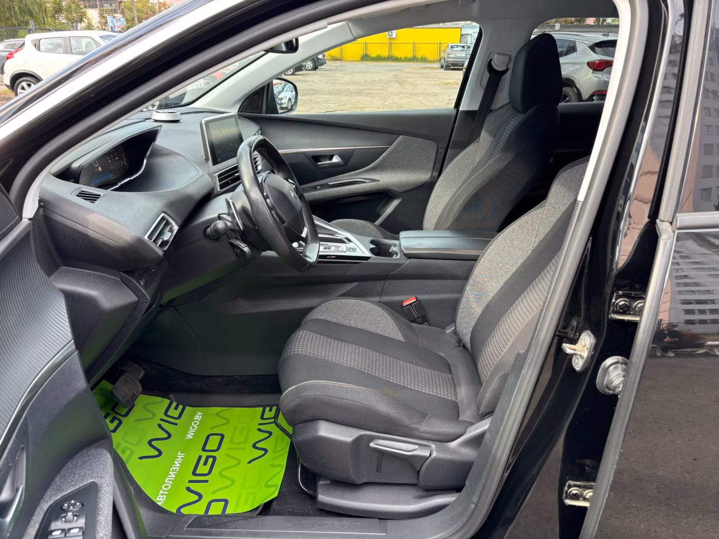 Peugeot 3008 фото 9