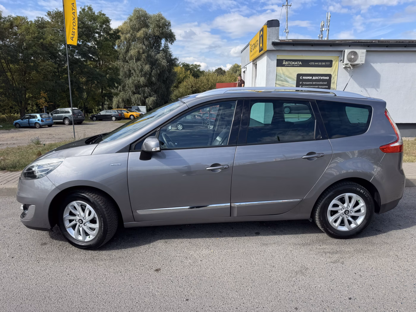 Renault Grand Scenic фото 8