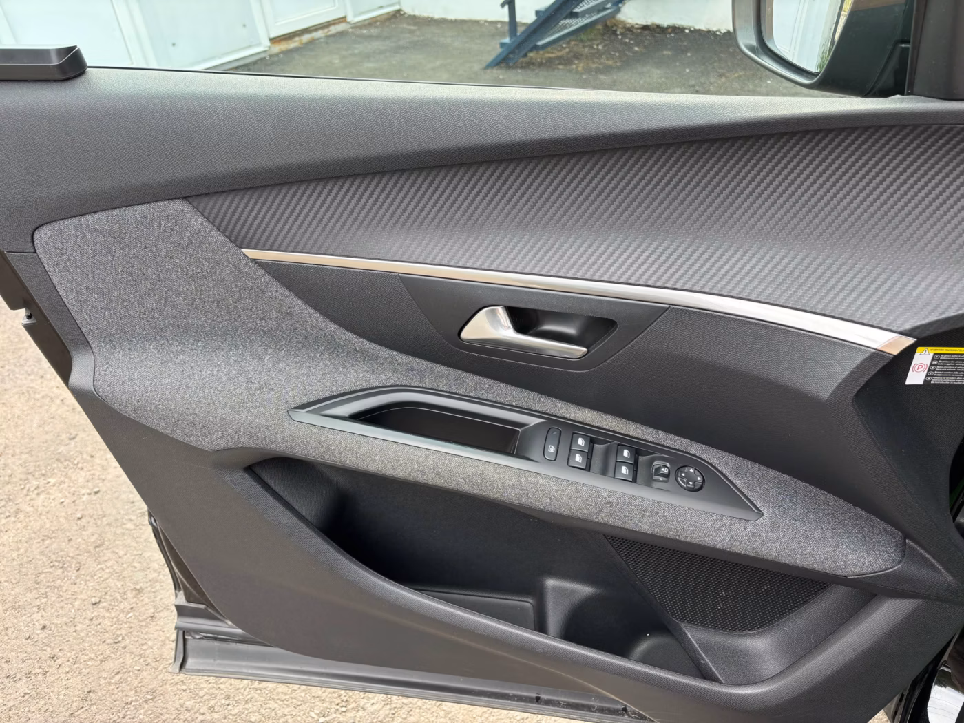 Peugeot 3008 фото 15