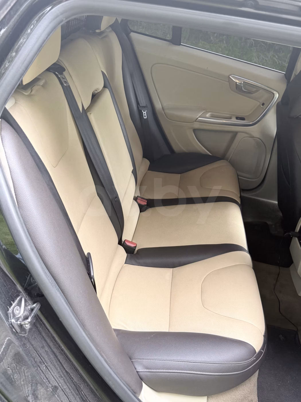 Volvo V60 фото 8