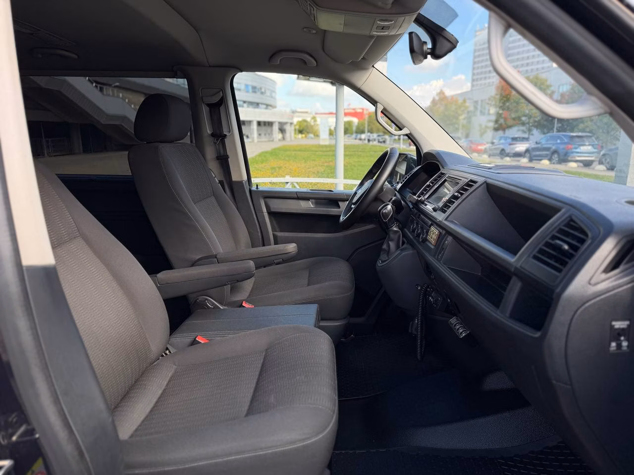 Volkswagen Caravelle фото 11