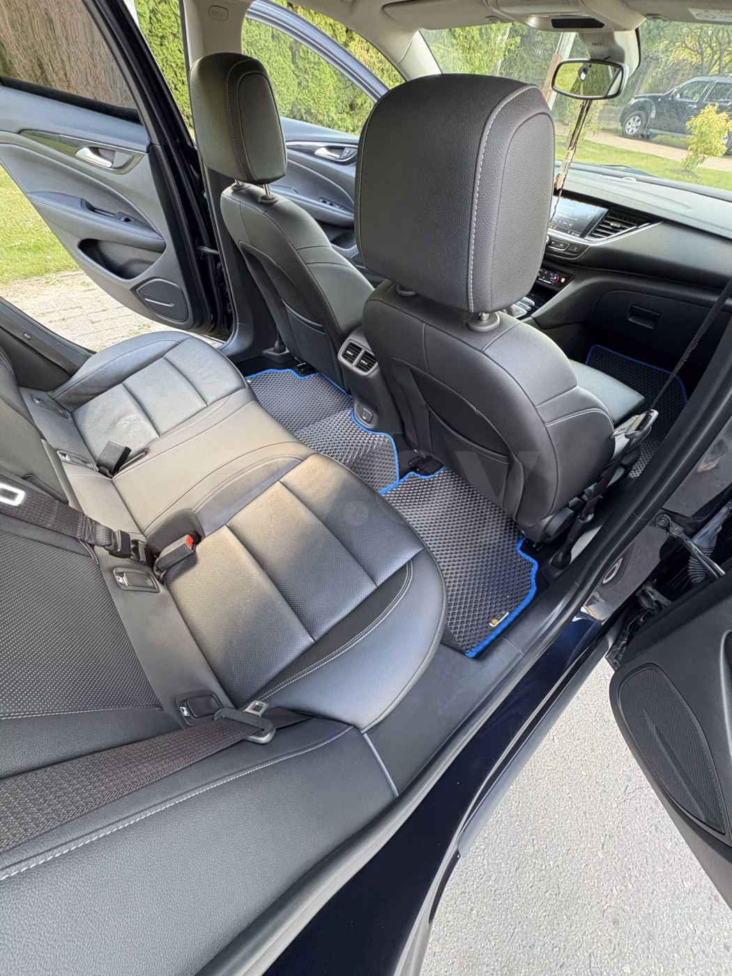Opel Insignia фото 3