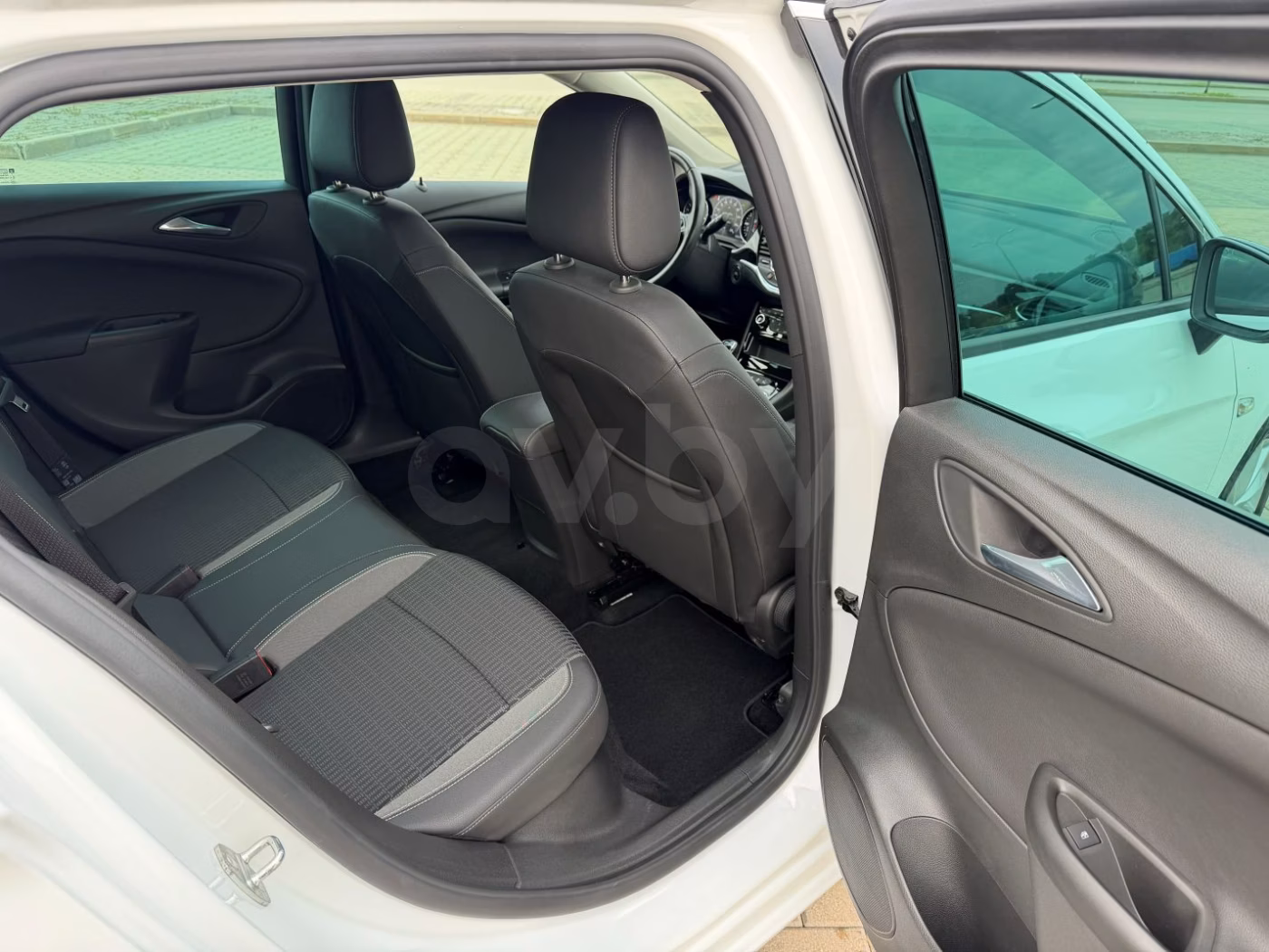 Opel Astra фото 12