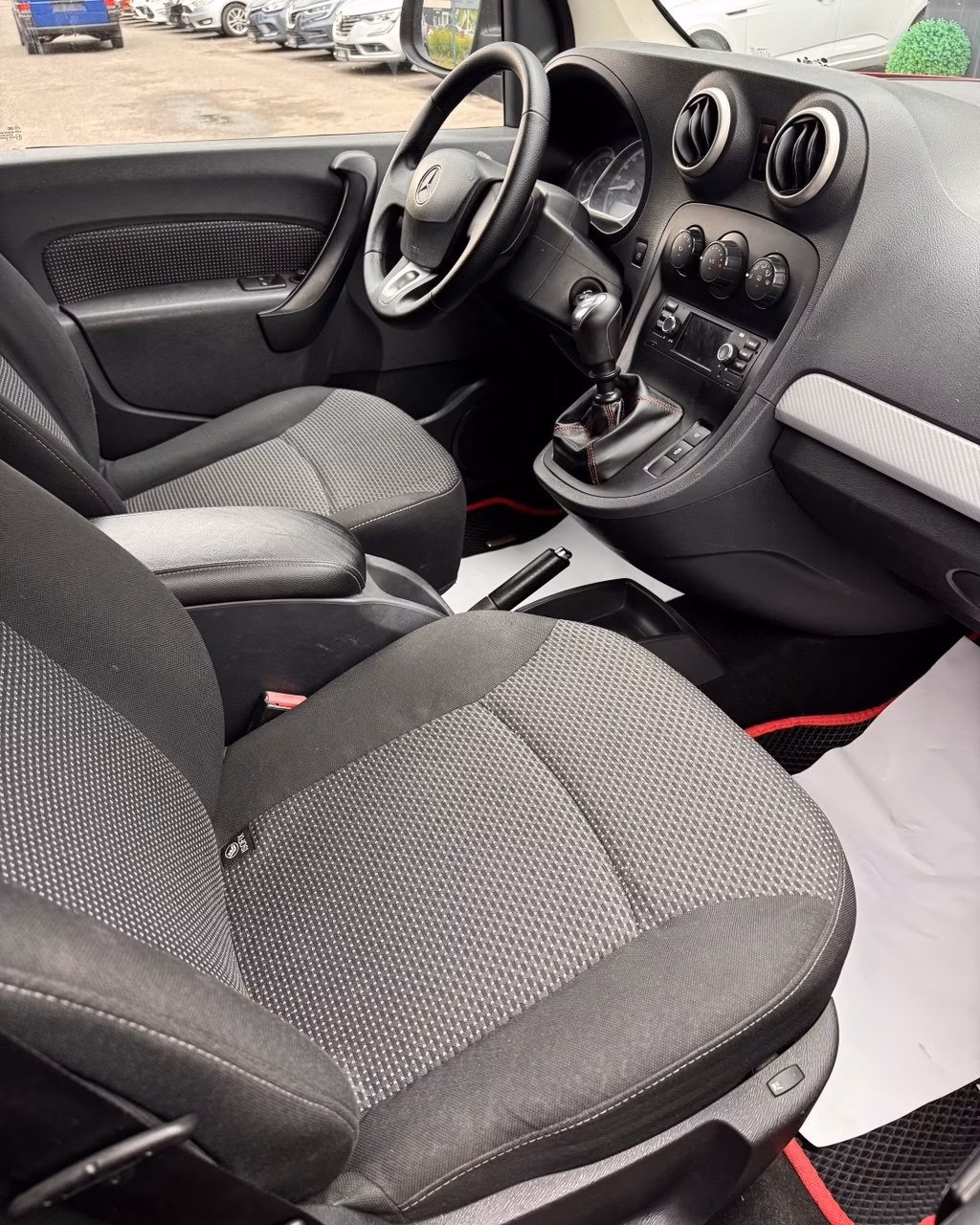Mercedes-Benz Citan фото 12