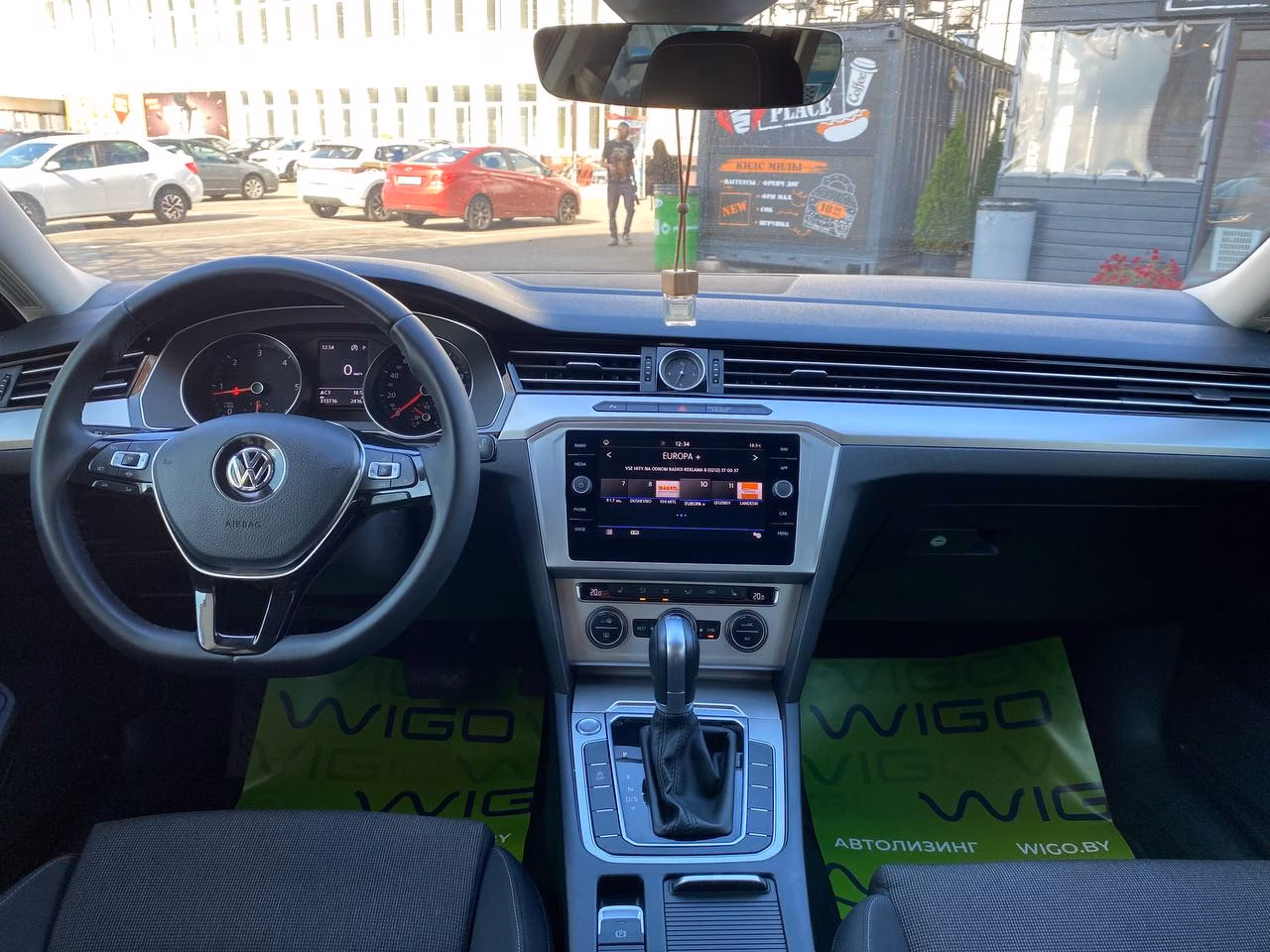 Volkswagen Passat фото 11