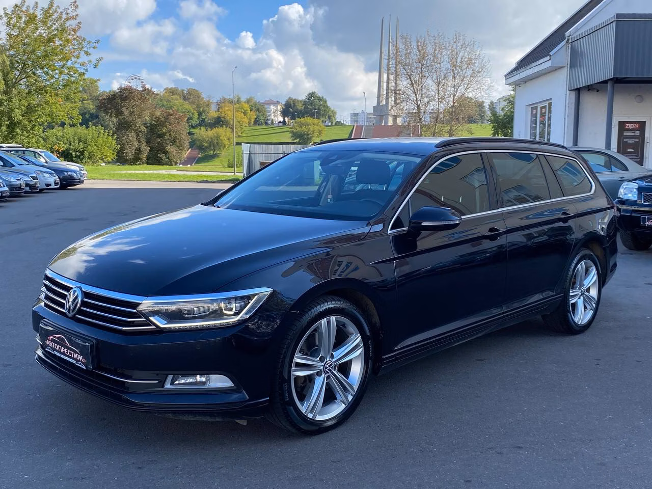 Volkswagen Passat фото 3