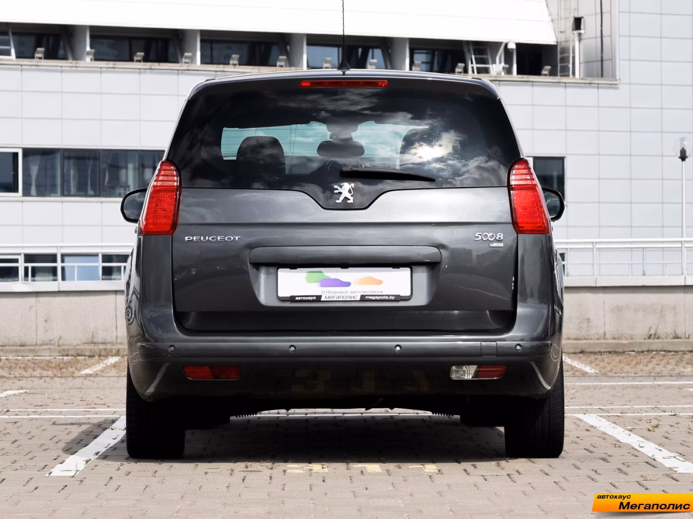 Peugeot 5008 фото 4