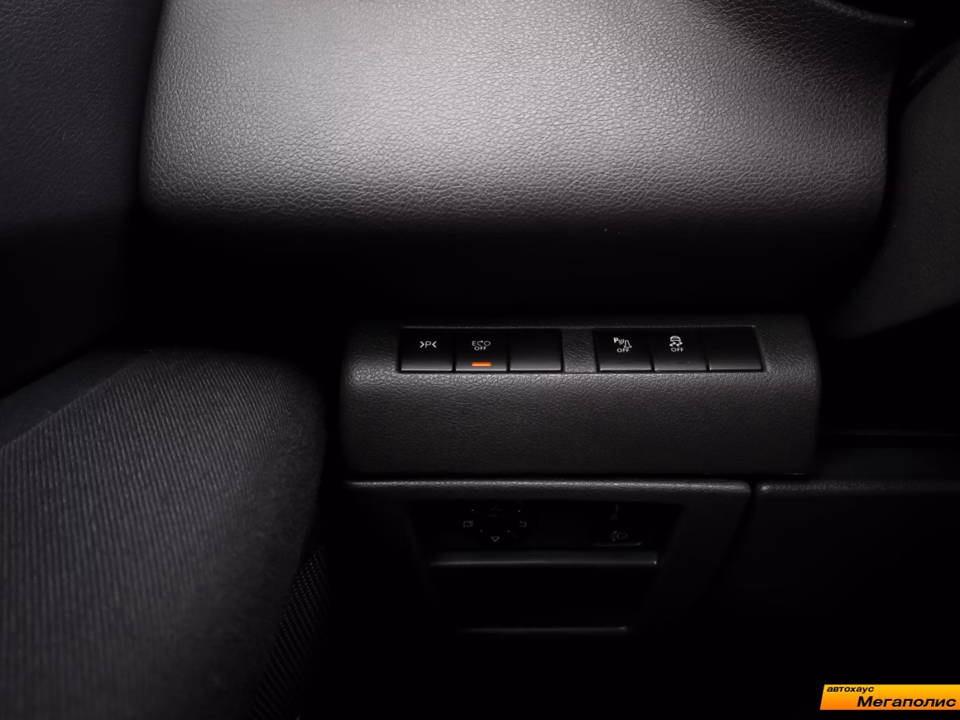 Peugeot 5008 фото 12