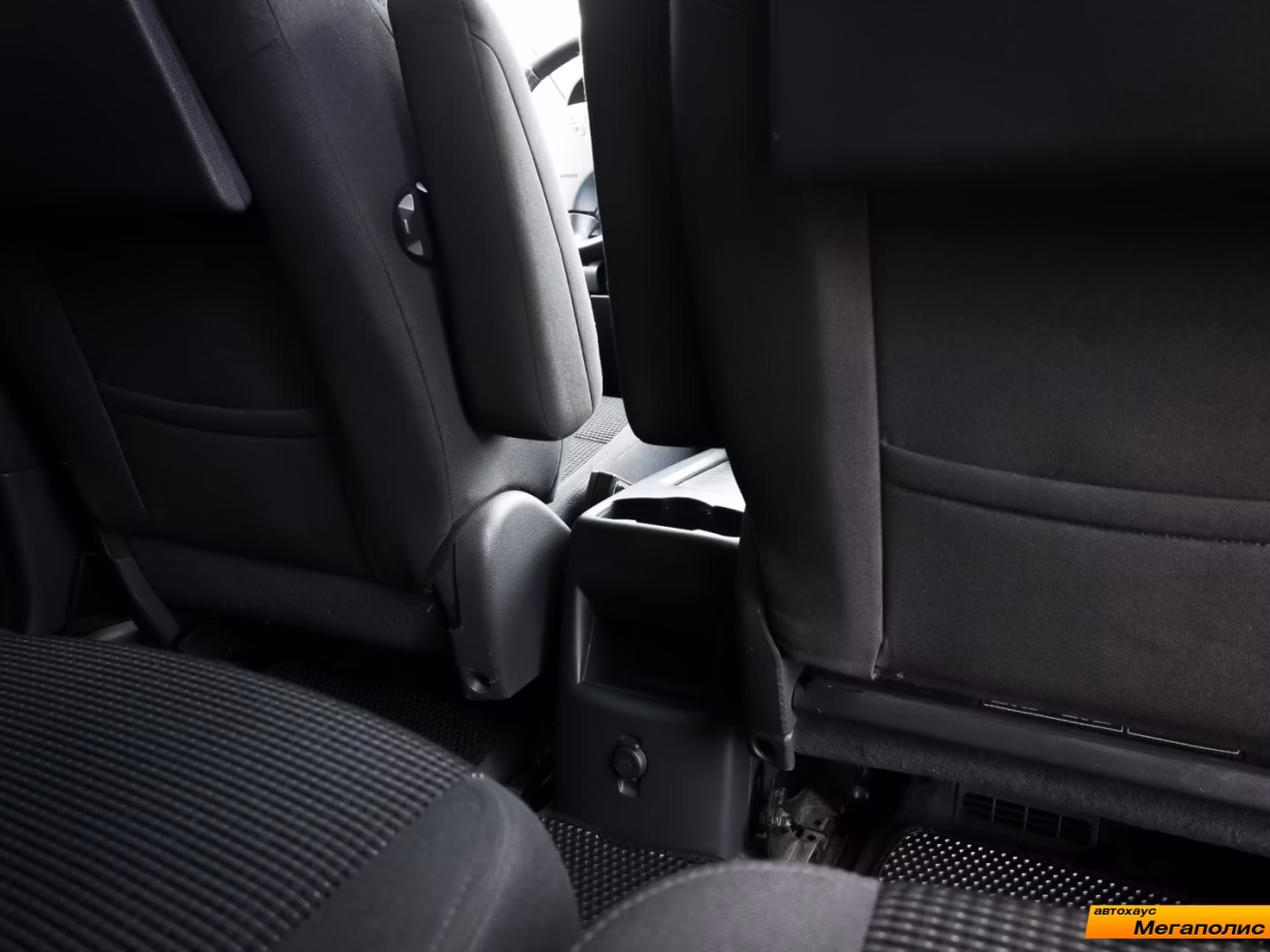 Peugeot 5008 фото 26