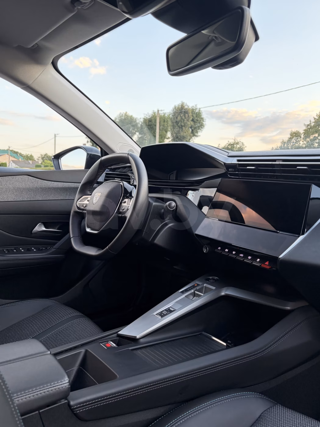 Peugeot 308 фото 14