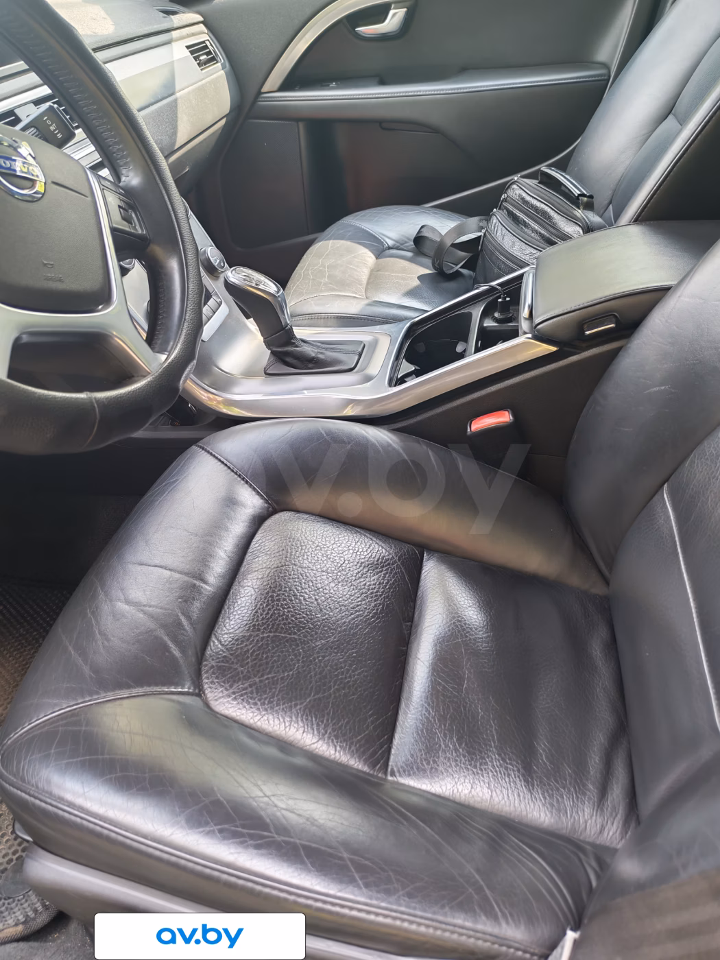 Volvo V70 фото 13