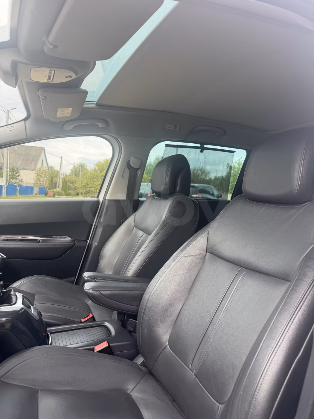 Peugeot 5008 фото 18