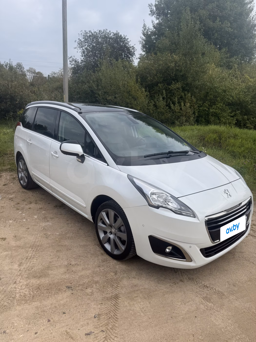 Peugeot 5008 фото 16