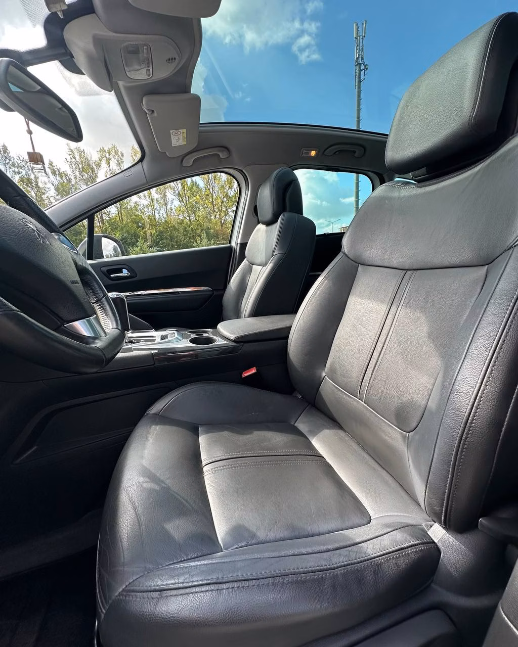 Peugeot 3008 фото 9