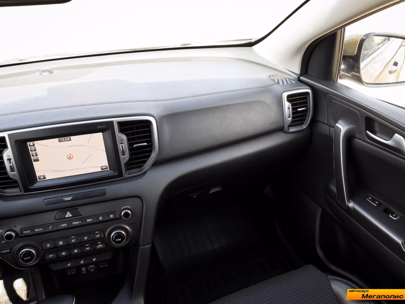 Kia Sportage фото 8