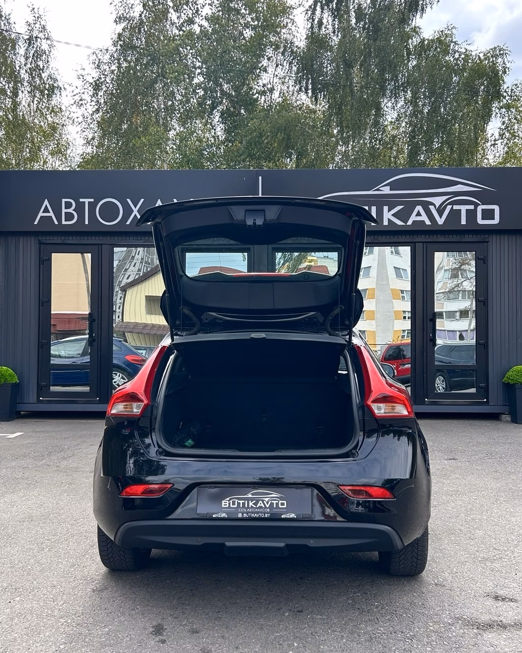 Volvo V40 фото 14