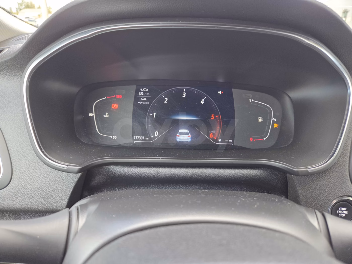 Renault Megane фото 7
