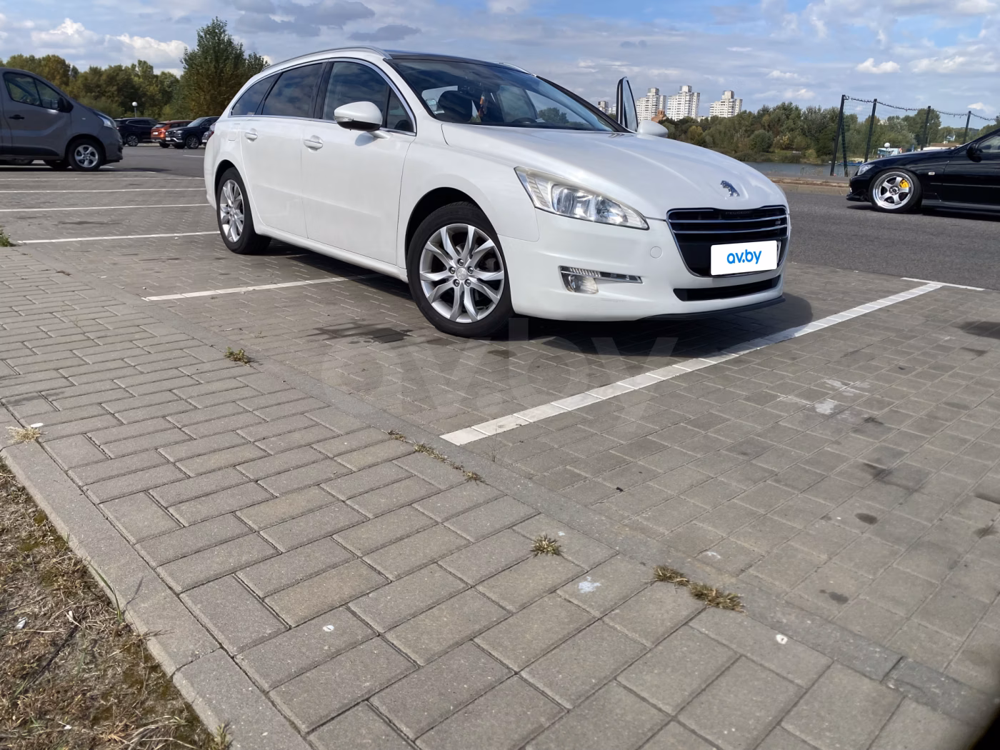 Peugeot 508 фото 11