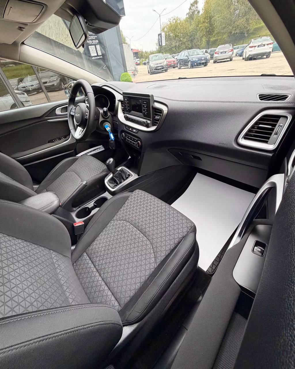 Kia Cee'd фото 12